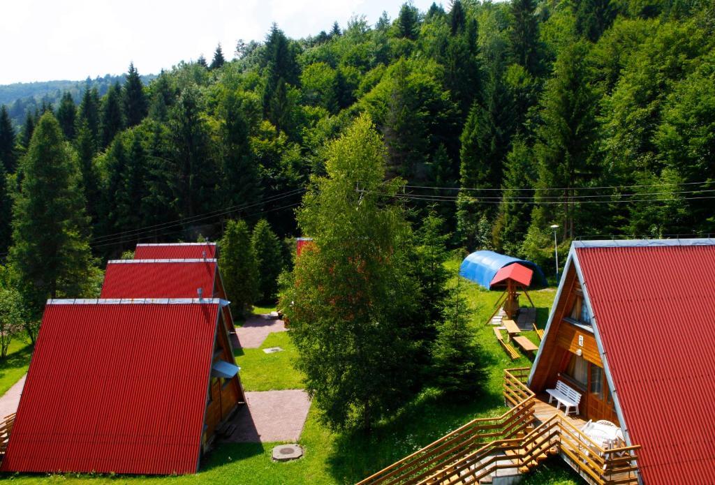Perelka Natura Tour Hotel Cisna Exterior photo